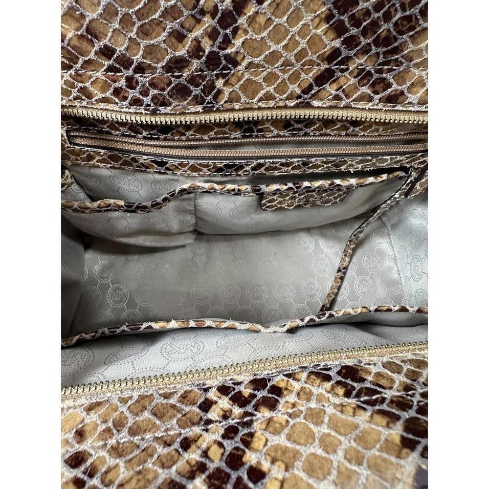 Michael Kors Snakeskin Embossed Tote Shoulder Bag Luxe Neutral Python Print READ - Picture 4 of 9